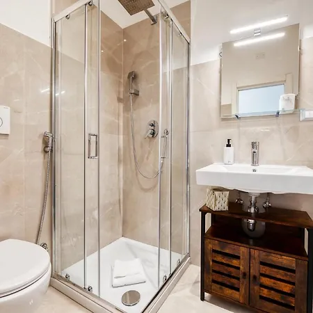 3 3 Bathrooms - Lovely Close The Vatican Appartamento